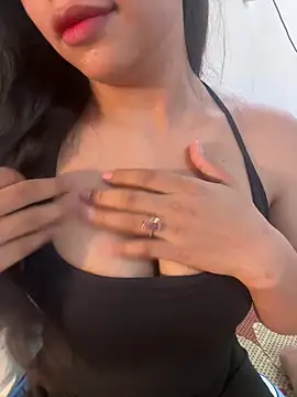 QuynhAnhhh sweet online show from 22, 6, 2026