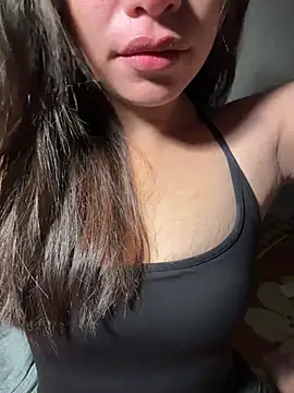 QuynhAnhhh sweet online show from 19, 7, 2026