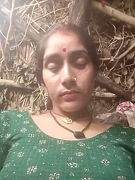 Snapshot of Hot_Radhaji1 chatting on 5, 7, 2026 Hot Radhaji1 online show from 5, 7, 2026