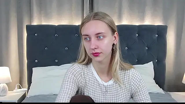 Snapshot of LirienVexx chatting on 19, 7, 2026 LirienVexx online show from 19, 7, 2026