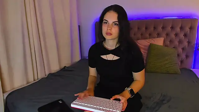 Snapshot of JennaMiu chatting on 23, 7, 2026 JennaMiu online show from 23, 7, 2026