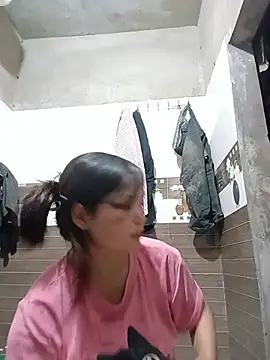 Snapshot of Linna-bae chatting on 15, 6, 2026 Linna-bae online show from 15, 6, 2026
