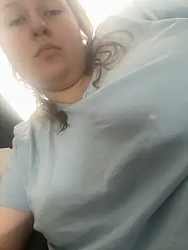 Curvy Vanilla online show from 4, 6, 2026