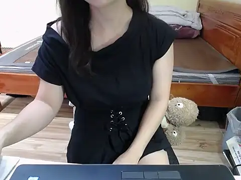 Snapshot of Mia-Zhen chatting on 11, 6, 2026 Mia-Zhen online show from 11, 6, 2026