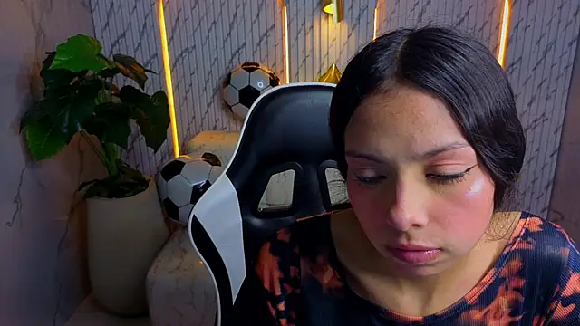samantha tx  online show from 23, 6, 2026