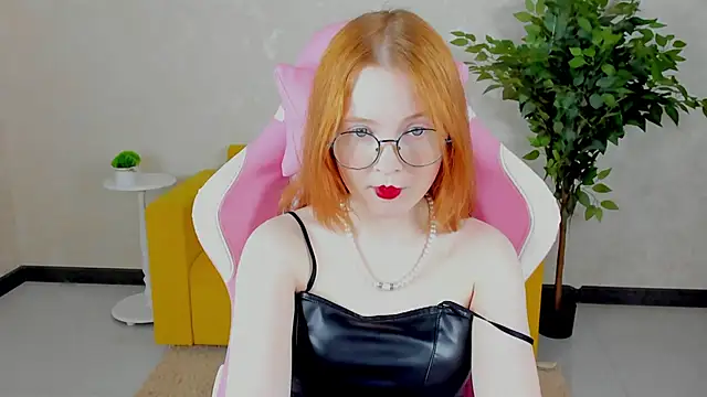 Snapshot of ari-kittyy chatting on 13, 6, 2026 ari-kittyy online show from 13, 6, 2026