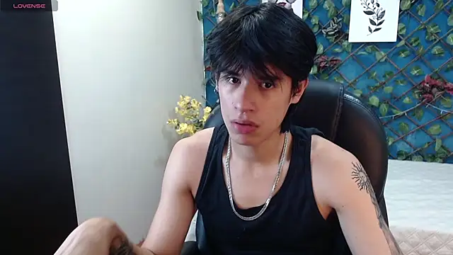 Snapshot of wayath1 chatting on 8, 7, 2026 wayath1 online show from 8, 7, 2026