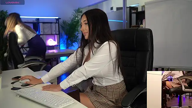 BabesGoWild online show from 25, 7, 2026