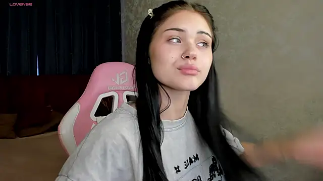 Baby Sunsh1ne  online show from 5, 7, 2026
