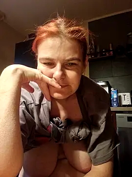 Snapshot of GoldenWifee chatting on 24, 7, 2026 GoldenWifee online show from 24, 7, 2026