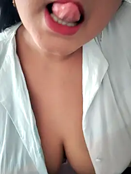 Lusty mussty online show from 6, 7, 2026