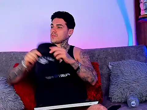 Austin Rayne online show from 17, 7, 2026