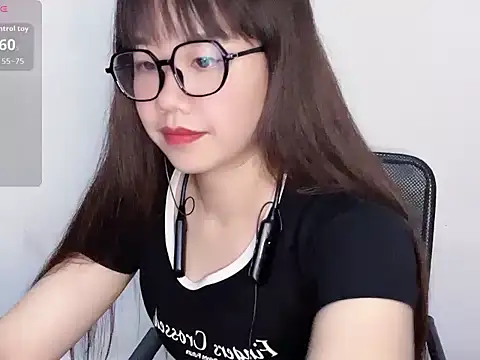 Snapshot of G-nuonuo chatting on 18, 6, 2026 G-nuonuo online show from 18, 6, 2026
