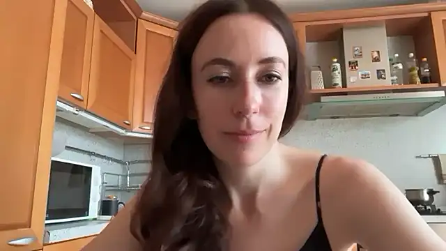 Flamingo Queen online show from 27, 6, 2026