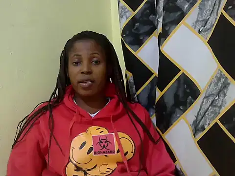 Snapshot of lilmomaa chatting on 19, 7, 2026 lilmomaa online show from 19, 7, 2026