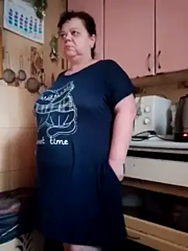 oksana72 online show from 29, 5, 2026