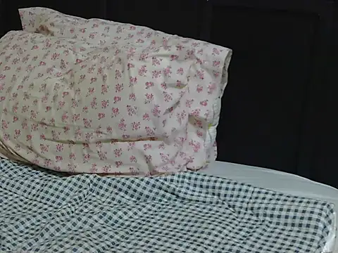 Snapshot of kinkydolll chatting on 28, 7, 2026 kinkydolll online show from 28, 7, 2026