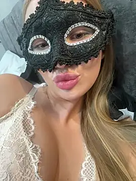 AlexandraMoore03 online show from 6, 7, 2026