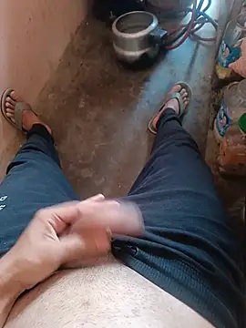 Desindianbull69 online show from 2, 8, 2026