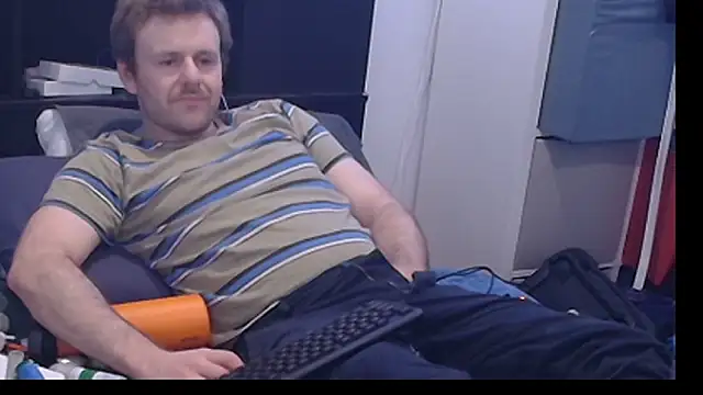 kinkyboipig online show from 3, 8, 2026