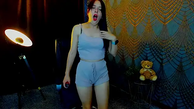 Livia Shy online show from 9, 6, 2026