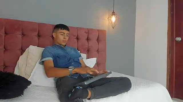 Bruno fox online show from 17, 6, 2026