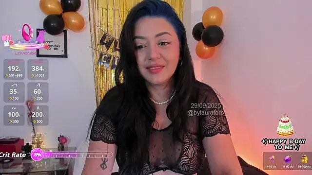 LauraToro  online show from 29, 9, 2025