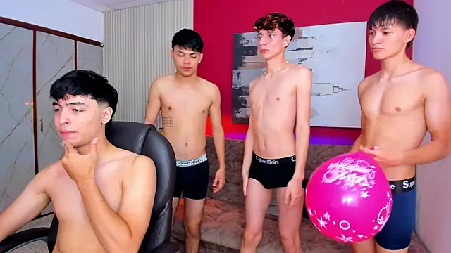 Hot GuysW online show from 2, 7, 2026