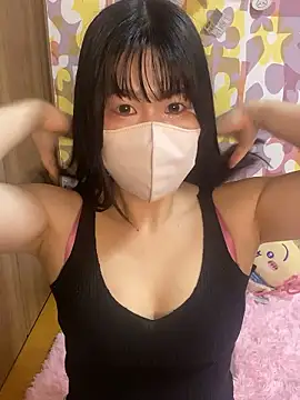 Snapshot of Yuayua_nyan chatting on 27, 6, 2026 Yuayua nyan online show from 27, 6, 2026