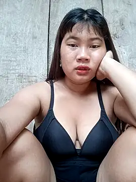 Emelyzz online show from 25, 6, 2026