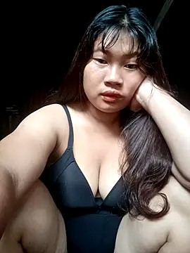 Emelyzz online show from 16, 7, 2026