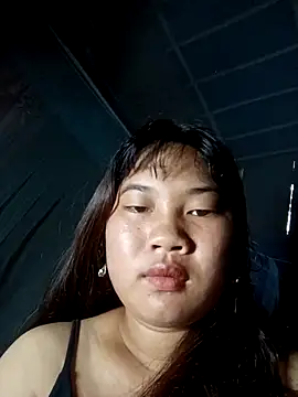 Emelyzz online show from 29, 7, 2026