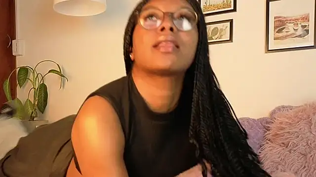 Victoria-Jacksonn online show from 24, 6, 2026