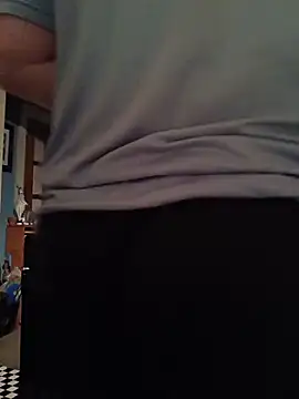 Dickbetweencheeks online show from 23, 6, 2026