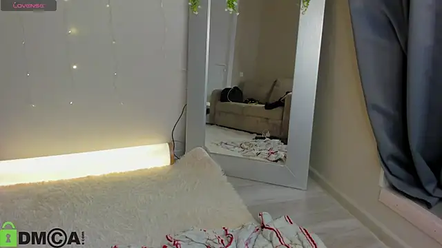 Velvet Kisss online show from 20, 6, 2026