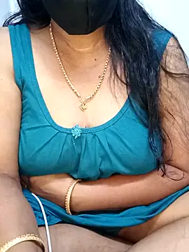 Snapshot of tamil_sarah chatting on 12, 6, 2026 tamil sarah online show from 12, 6, 2026