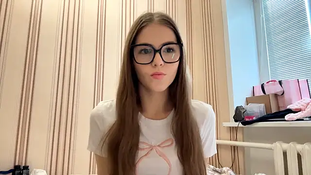 MiaWonderind online show from 21, 6, 2026