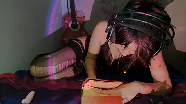 kittenpasive30 online show from 2, 8, 2026