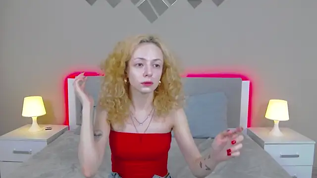 MiaVelmont online show from 29, 7, 2026