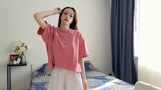 AyeHoney online show from 7, 7, 2026