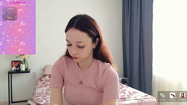 AyeHoney online show from 21, 7, 2026