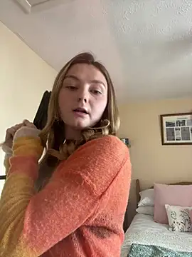 ChloeRaexox online show from 15, 6, 2026