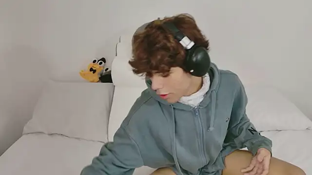Samy Twink online show from 16, 7, 2026