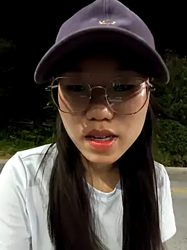 Snapshot of xiaomin666 chatting on 23, 7, 2026 xiaomin666 online show from 23, 7, 2026