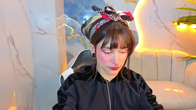 Lily Tx online show from 15, 7, 2026