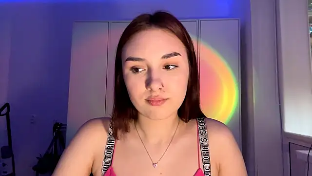 MerrileeUmbarger online show from 25, 6, 2026