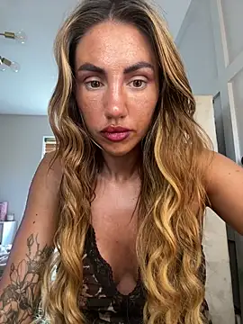 KaceySouthX online show from 21, 6, 2026