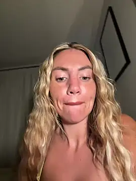 KaceySouthX online show from 26, 7, 2026