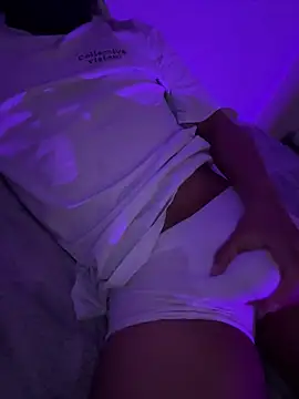 lucianxxx  online show from 7, 7, 2026