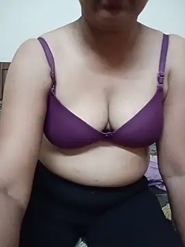 Snapshot of ritvi_singh chatting on 13, 6, 2026 ritvi singh online show from 13, 6, 2026